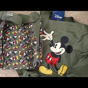 Mickey Mouse bag set.